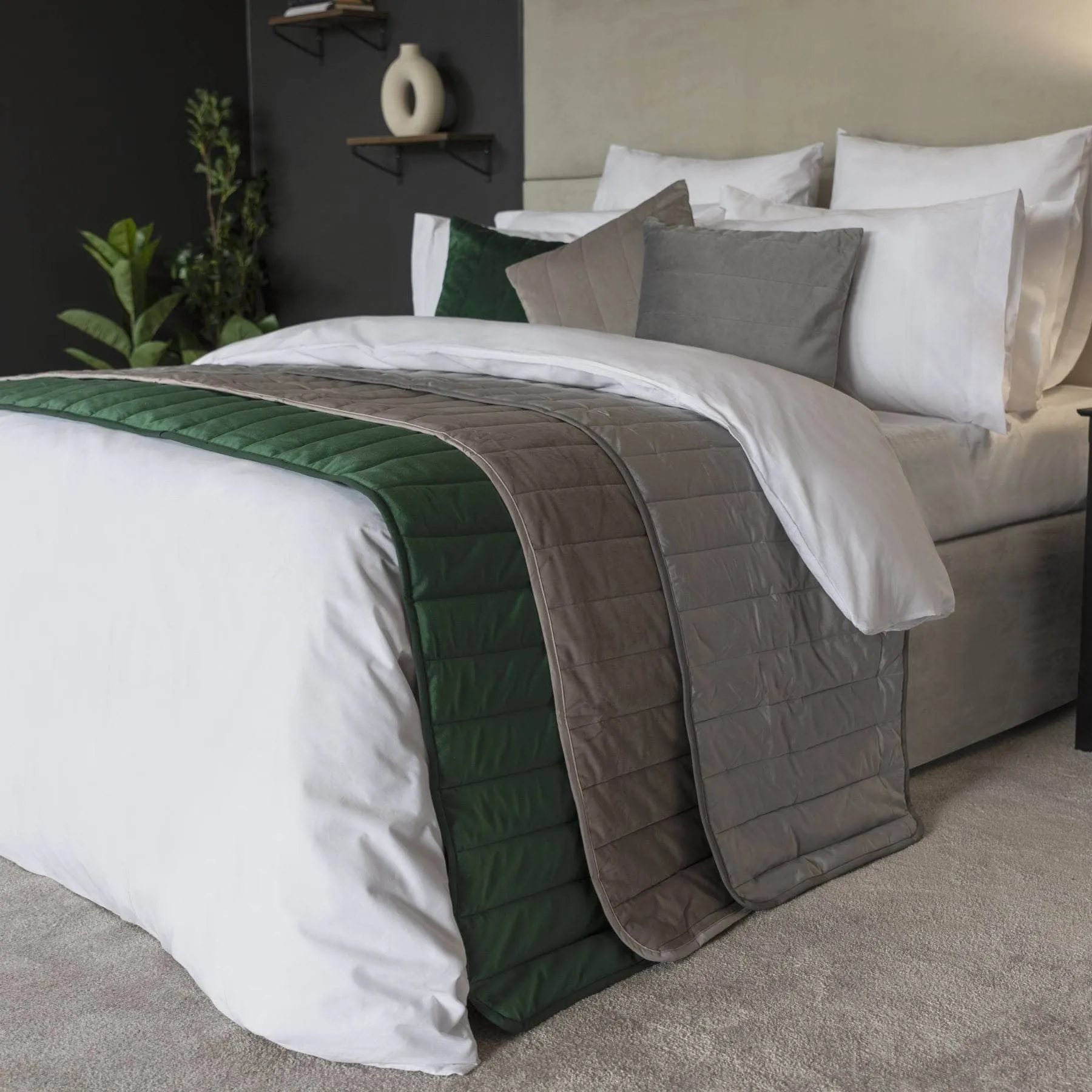 Verona Runner - Charcoal